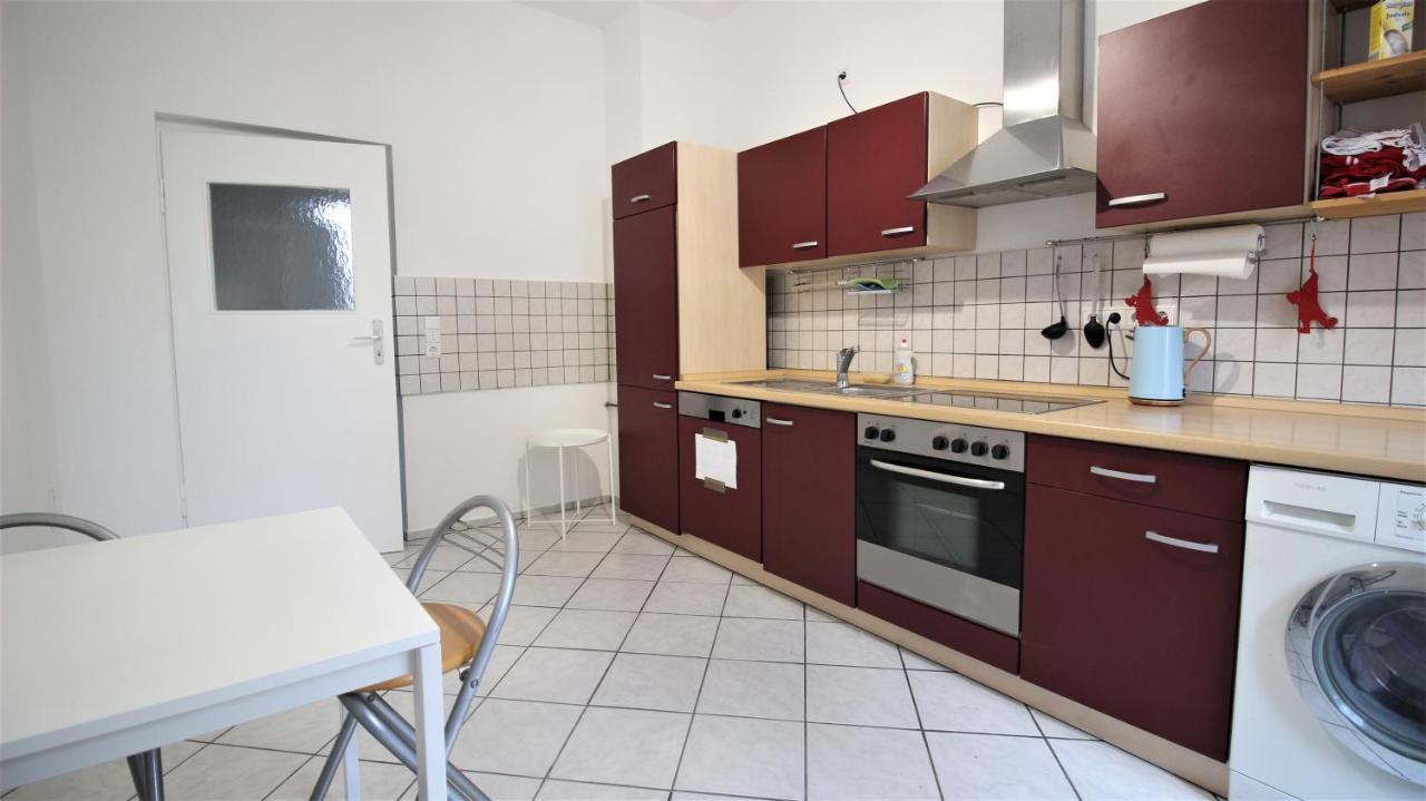 Privatzimmer Nahe Bahnhof Und City فورتسبورغ المظهر الخارجي الصورة